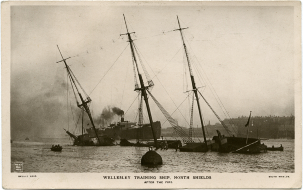 Training ship Wellesley (not the same as HMS Wellesley) sunk after a fire in 1914
